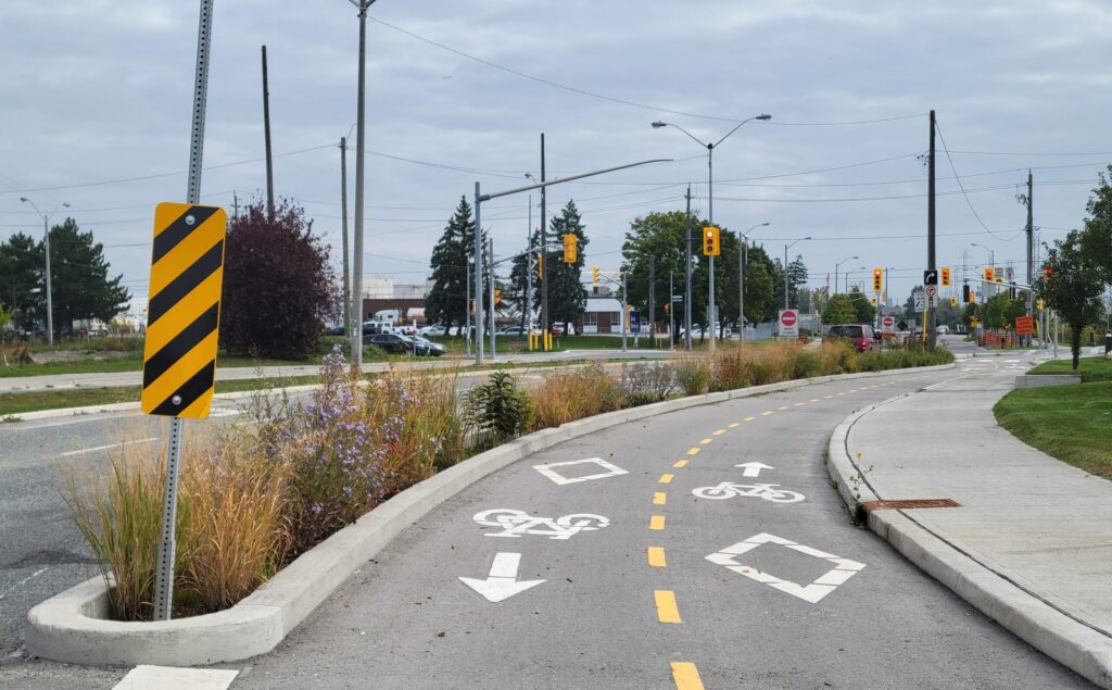 CANUE | Webinaires de Villes et ClimatToronto Transportation Services – York Street Green Gutter